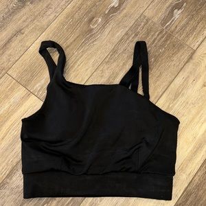 Sports bra